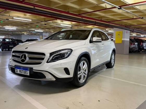 MERCEDES-BENZ GLA 200 1.6 CGI ADVANCE 16V TURBO FLEX 4P AUTOMÁTICO